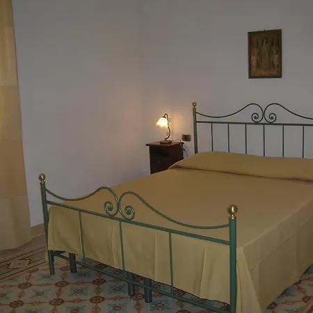 Agriturismo Baglio Donna Santa Farm stay