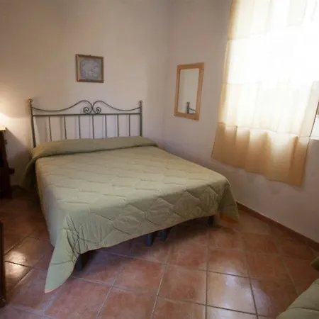 Farm stay Agriturismo Baglio Donna Santa *