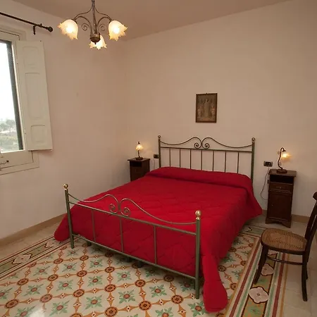 Alloggio per agriturismo Baglio Donna Santa Dattilo