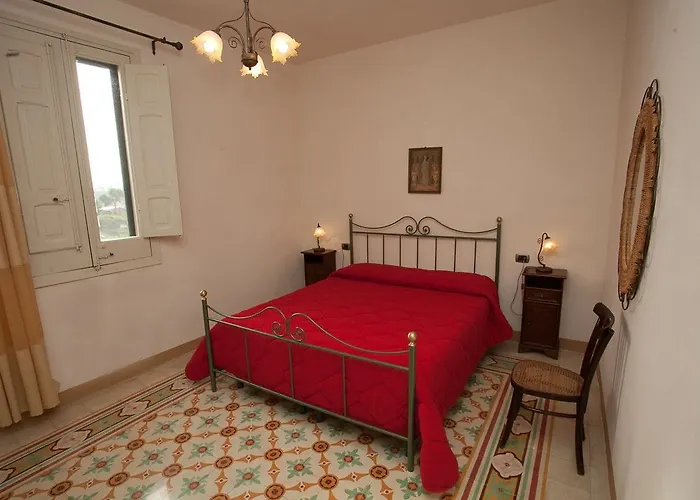 Lantgård Baglio Donna Santa Dattilo